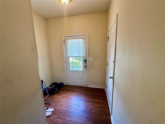 2nd image of 2655 Avanti Way