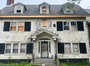 1476 Seyburn St, Detroit, MI 48214