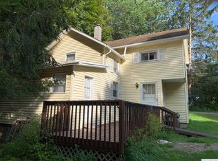 9 Spring Hill Rd, Lebanon Springs, NY 12125