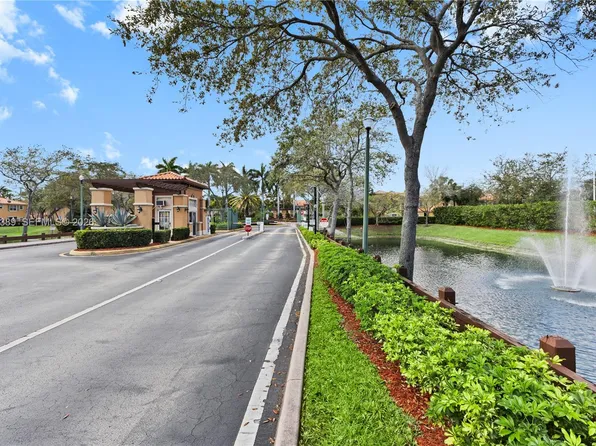 2312 Coral Reef Ct #4704, Fort Lauderdale, FL 33312