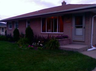 6336 W Plainfield Ave, Greenfield, WI 53220