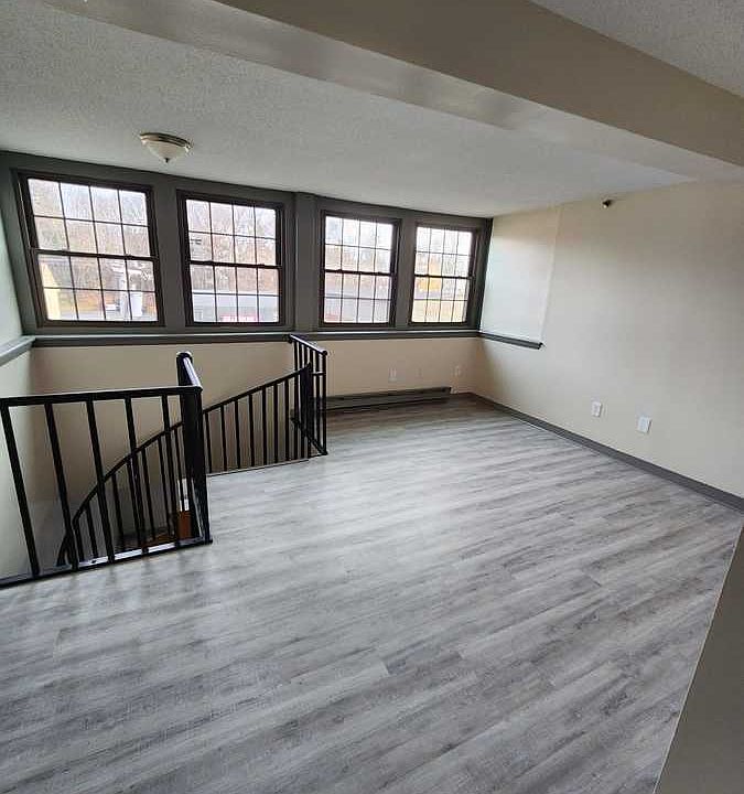 187193 E MAIN ST 187193 E Main St Middletown CT Zillow