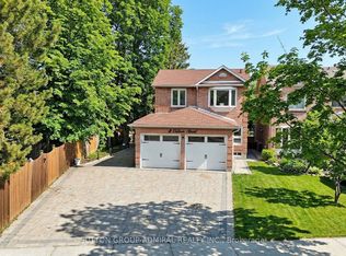 8 Colleen St, Vaughan, ON