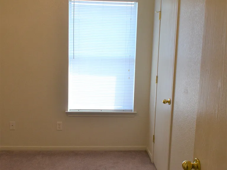 603 Bermuda — Photo 14