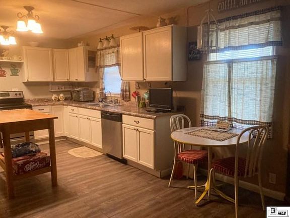 5th image of 57 Carol Ln