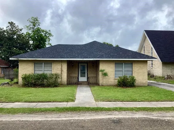 103 W Main St, Kirbyville, TX 75956