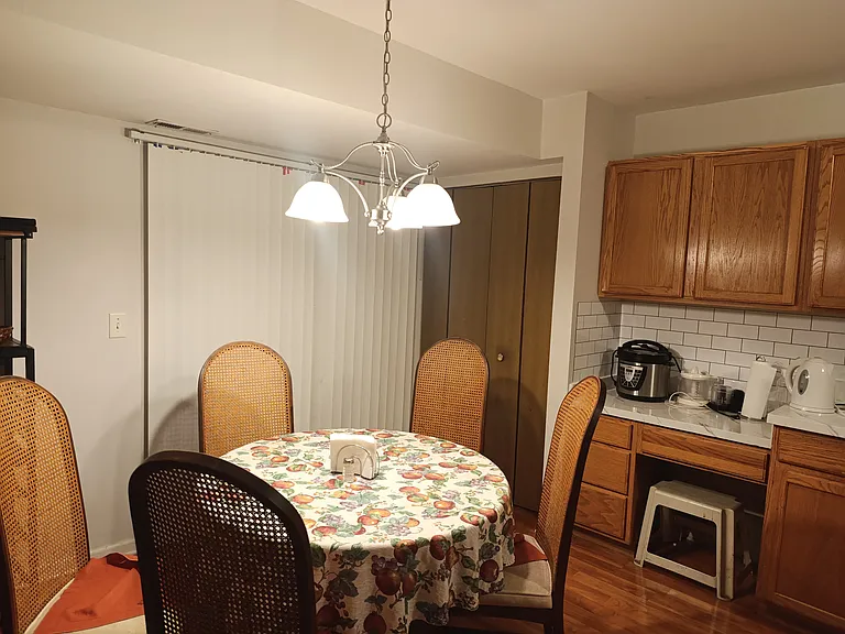 1687 Maple Park Ln — Photo 6