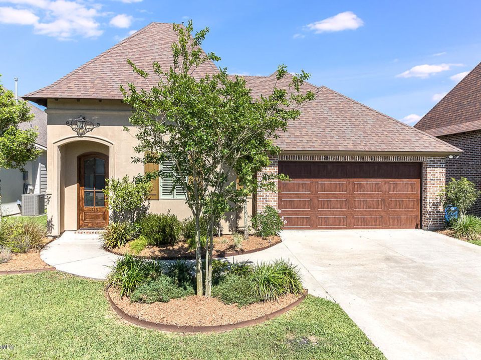 1st image of 315 Cypress View Dr