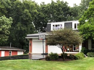 25092 W Crabtree Ln, Ingleside, IL 60041