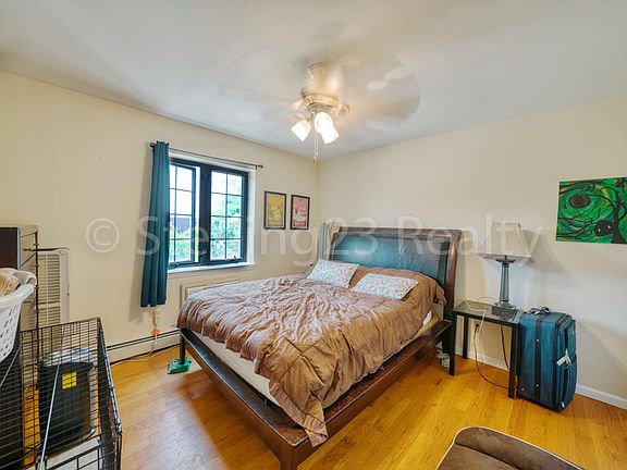 3rd image of 22-14 Astoria Blvd #B3