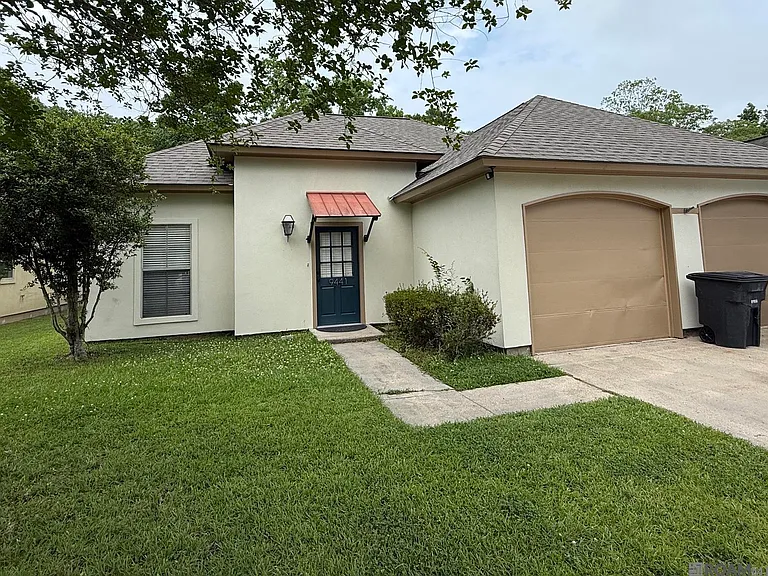9441 Boone Dr — Photo 1