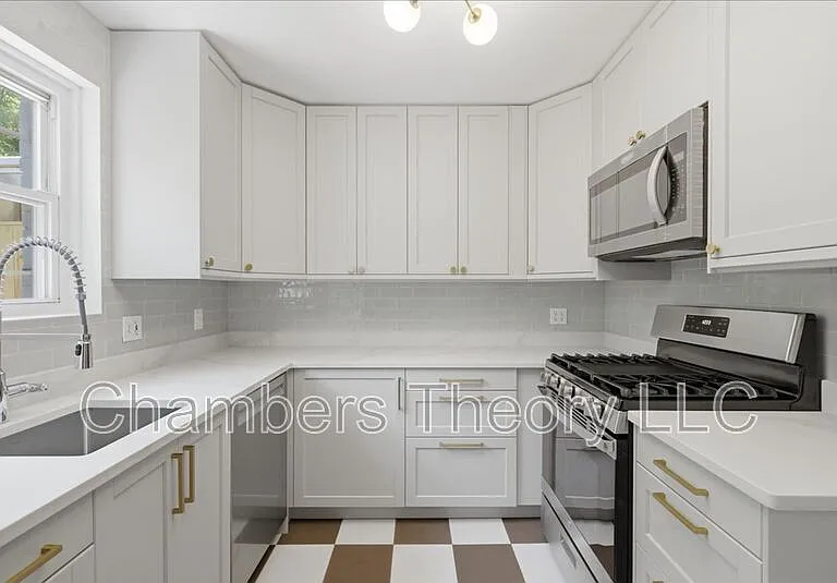 139 Mount Vernon Ave — Photo 9