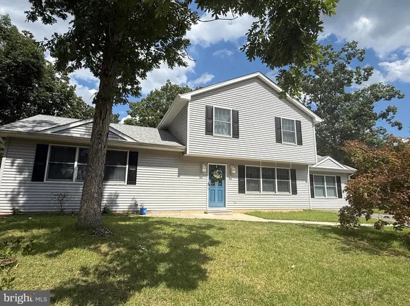 421 Cedar Ln, Millville, NJ 08332
