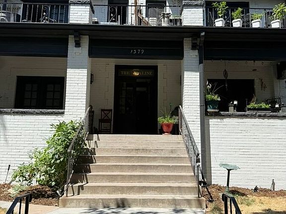 4th image of 1379 Detroit St APT 3