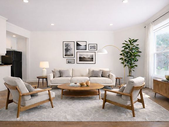 3rd image of 3064 Sacramento St