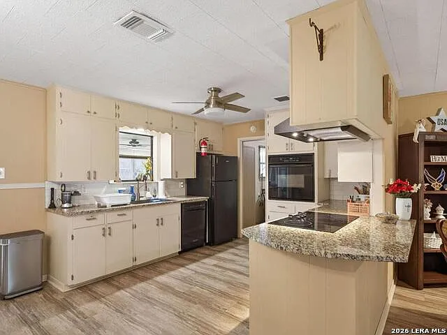 623 Oakland Ave — Photo 12