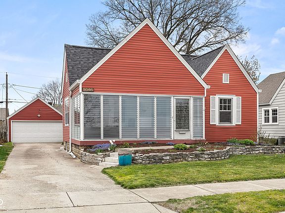 2nd image of 1646 Fisher Ave
