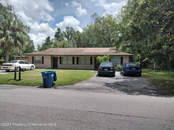 21520 Campbell Dr, Brooksville, FL 34601