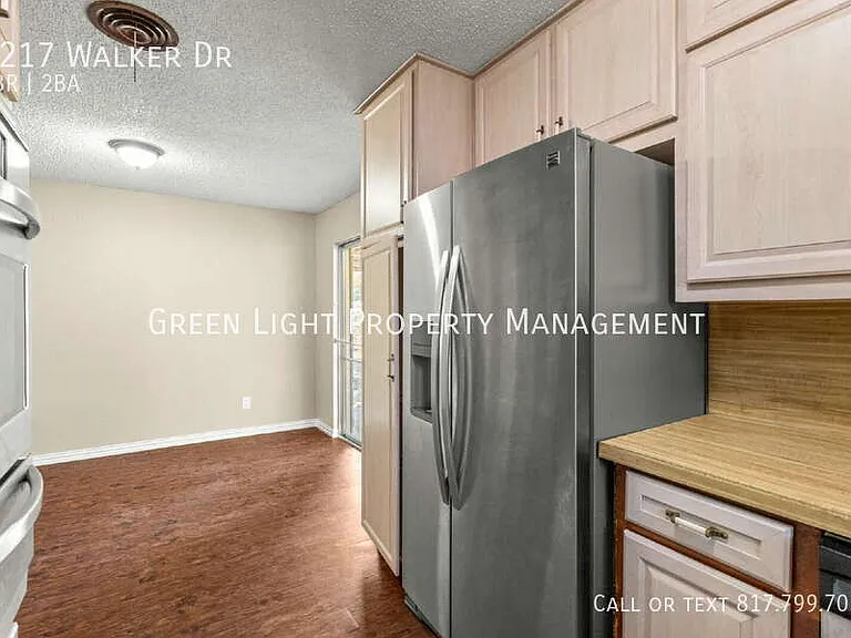 1217 Walker Dr — Photo 13