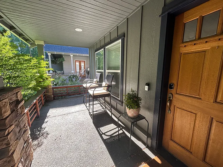 21365 Oakview Dr — Photo 4
