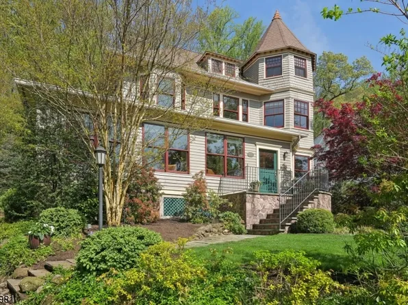 185 Sagamore Rd, Millburn Twp., NJ 07041