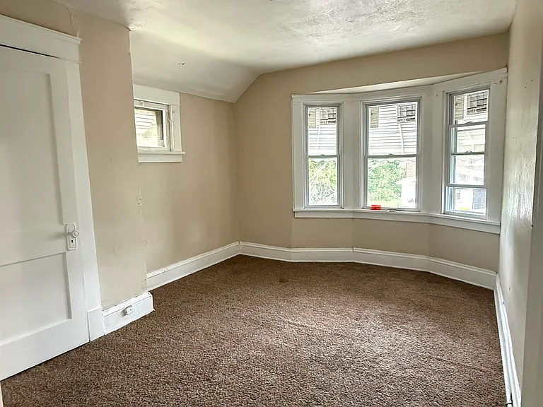 11714 Oakview Ave — Photo 11
