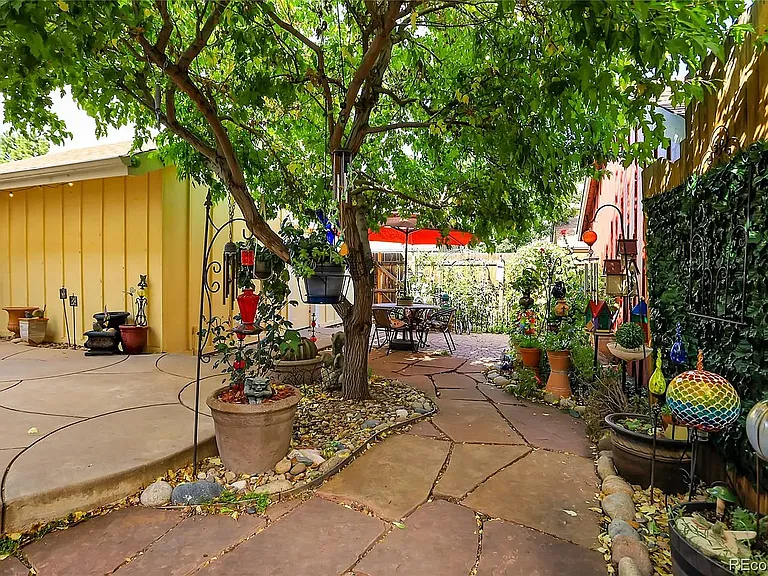 8679 Garrison Ct — Photo 19