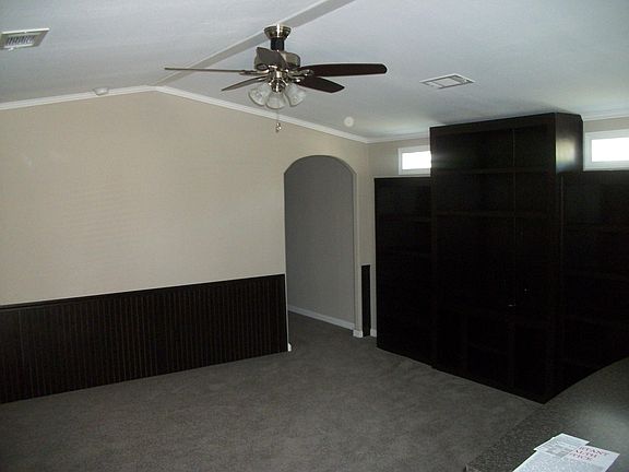 4th image of 103 Sherrie Ln