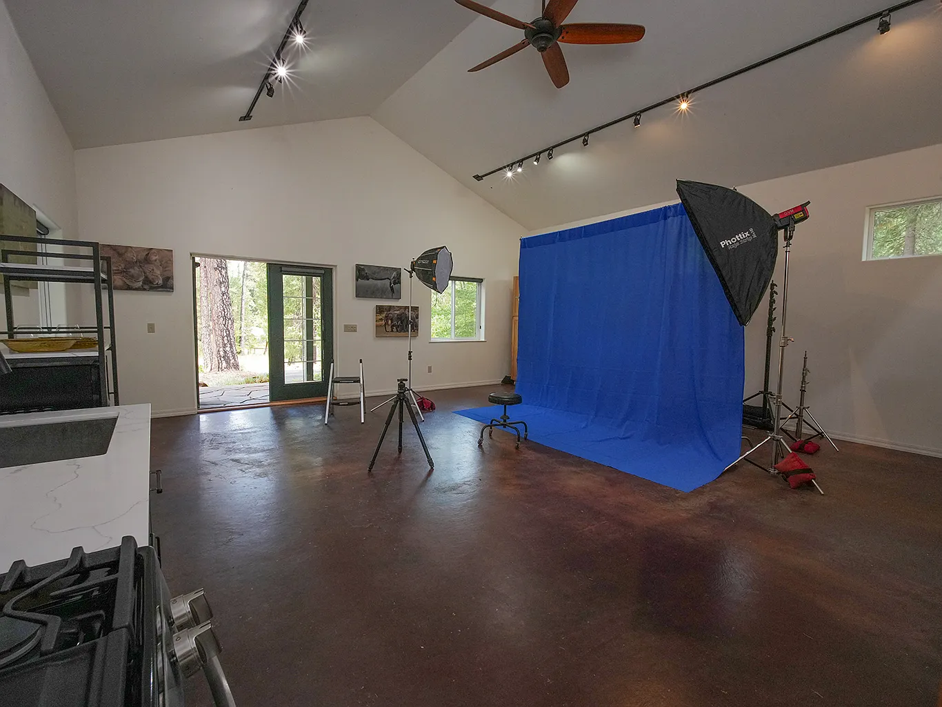 1 bed, 864 sqft, $2,375 — Photo 4