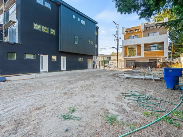 2708 T St, Sacramento, CA 95816