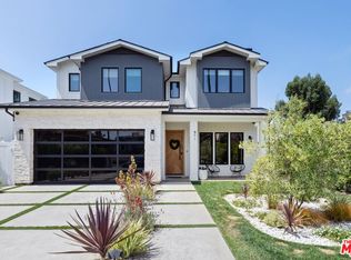 971 S Bundy Dr, Los Angeles, CA 90049