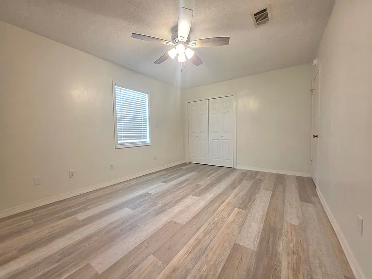 760 Briarwood Dr — Photo 21