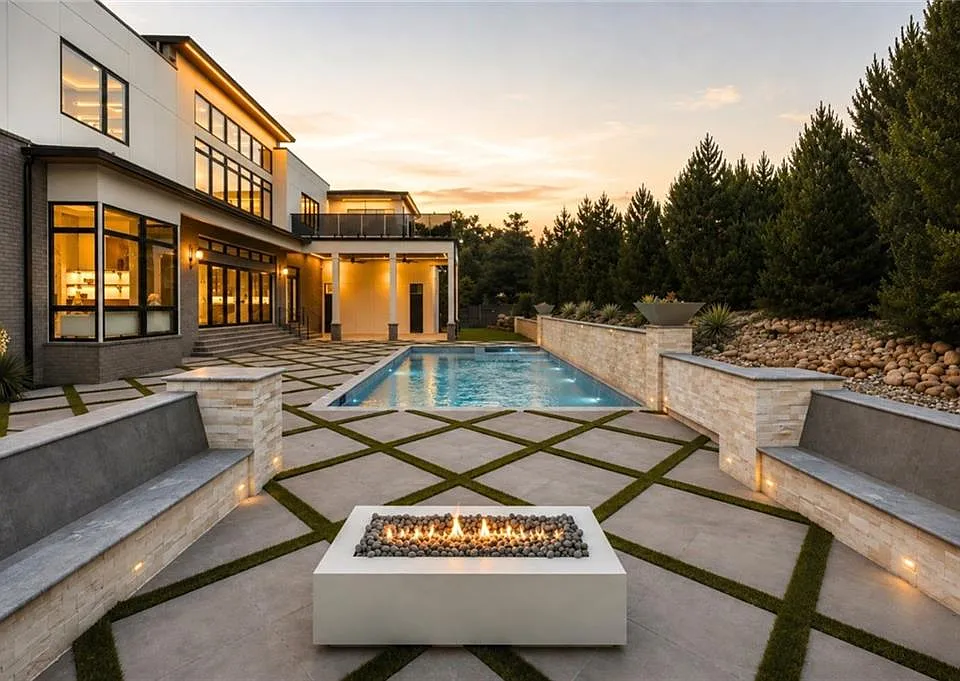 4232 Edgewood Ct