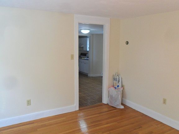4th image of 28 Spring St #3