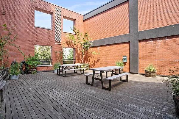 Rented by Douglas Elliman | media 15