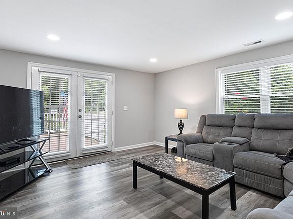 2nd image of 45 Maple Shade Ln