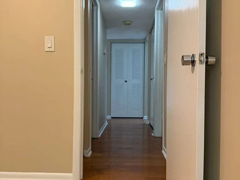 130 Jasmine Woods Ct #9D — Photo 32