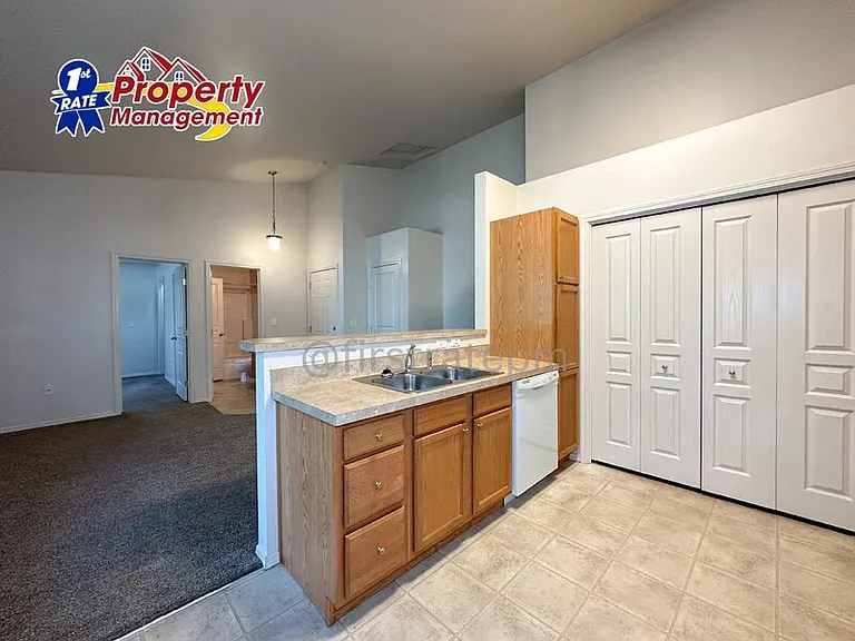 4924 W Stoker Ln #102 — Photo 7