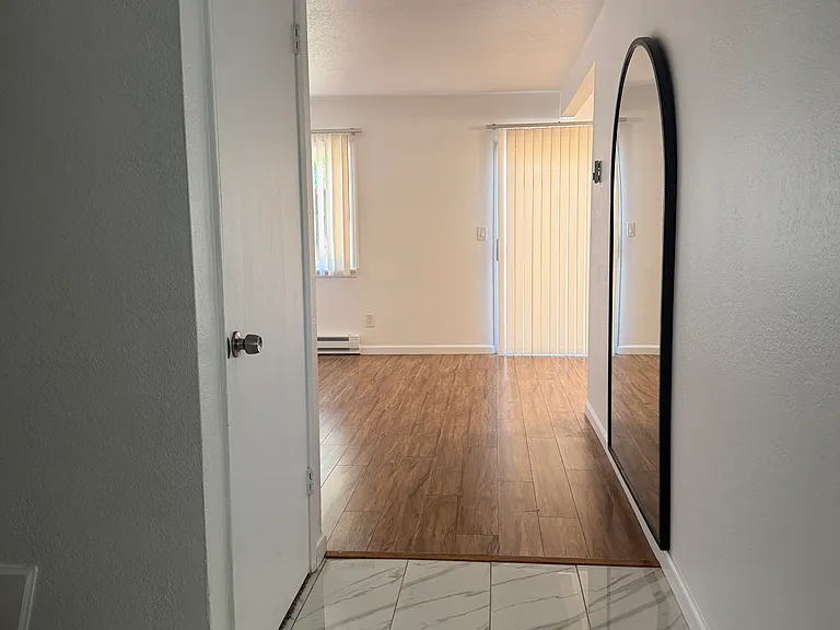 224 N Central Ave #A — Photo 3