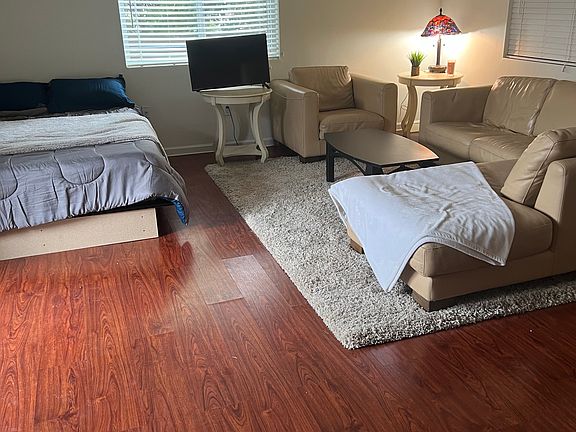 3rd image of 215 N Camino Alto #2