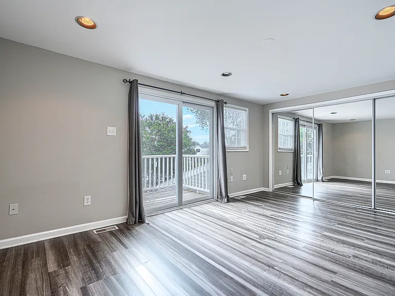 209 Bridge Dr — Photo 33
