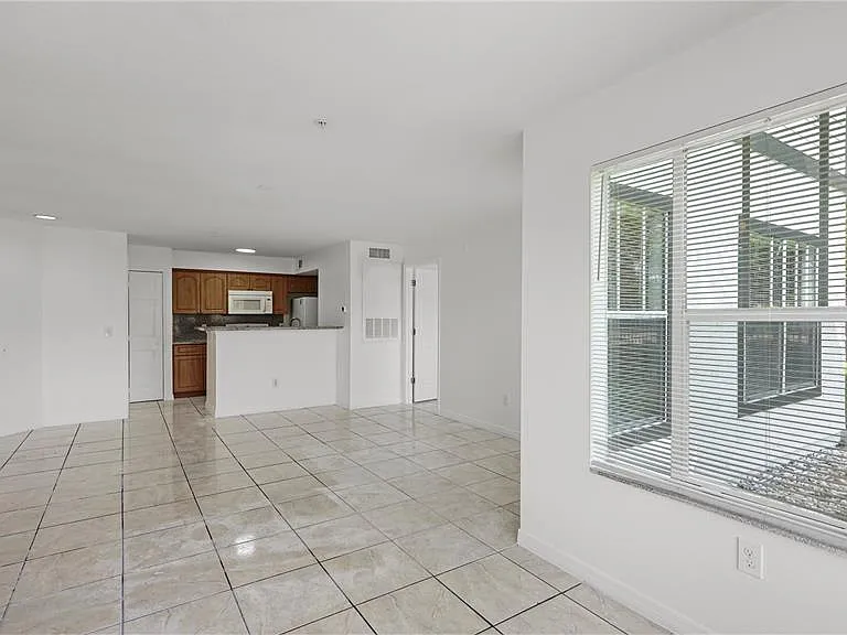 2204 Key West Ct #518 — Photo 7