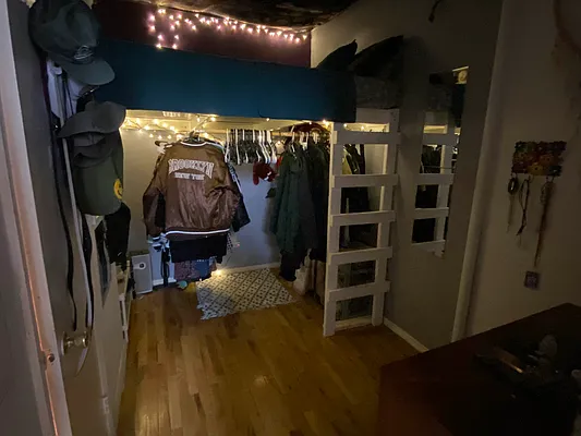 Rented by null | media 14