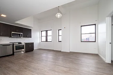 201 Cornelison Avenue, #305