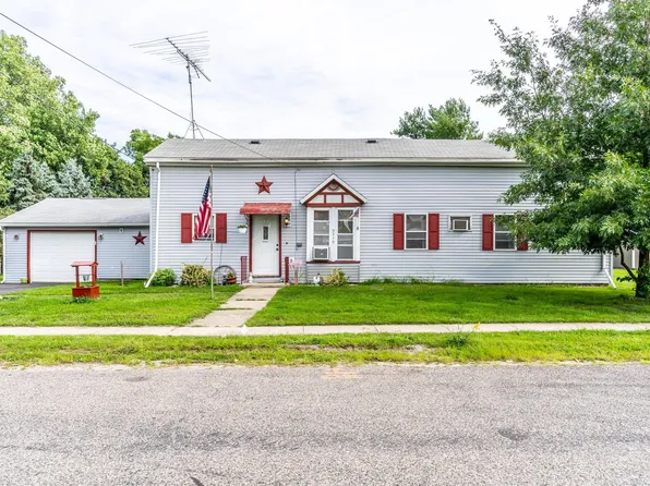 9540 W Barry St, Orland, IN 46776