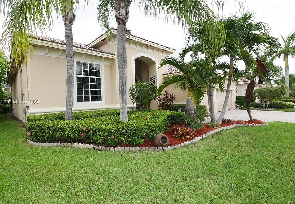 1st image of 6373 SW 191st Ave