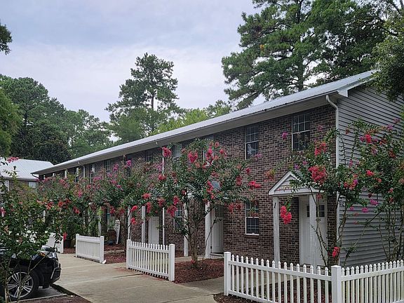 942 Building Vacancy in unit 2