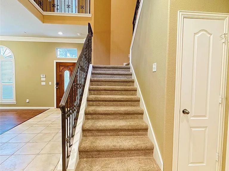 40 Emerald Pond Dr — Photo 16