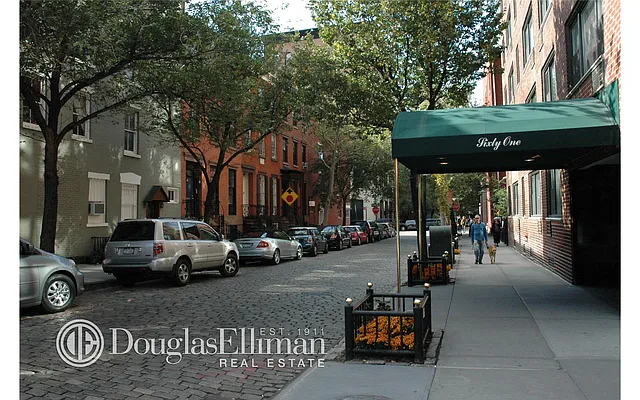 Sold by Douglas Elliman | media 25