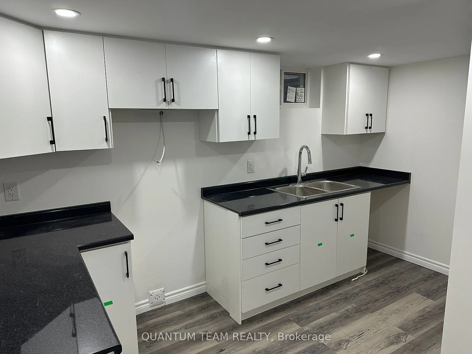 2 bed, $1,600 — Photo 2